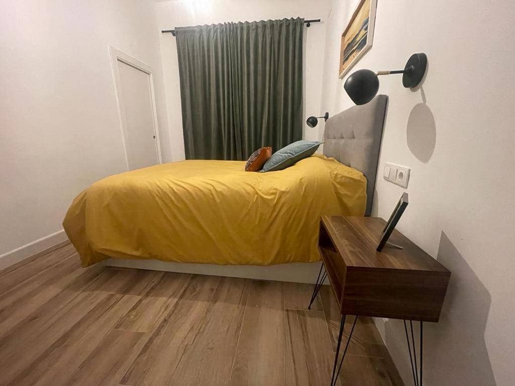 Apartamentos Sol Y Luna La Línea de la Concepción Buitenkant foto